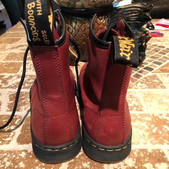 Dr. Martens NWOT Newton - Picture 4 of 7